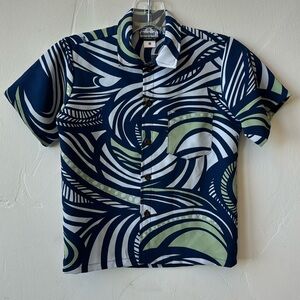Manuheali’i Keiki Aloha Shirt size medium